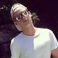 6686体育金牌作者Tyler