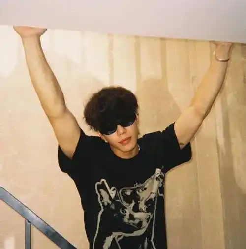 6686体育银牌作者Tobias