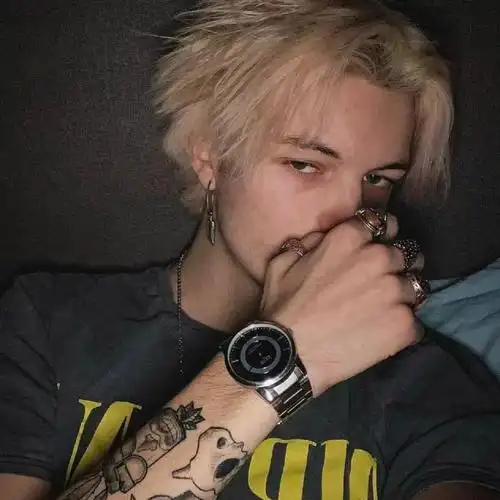 6686体育铜牌作者Cecilia