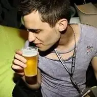 6686体育金牌作者Elodie