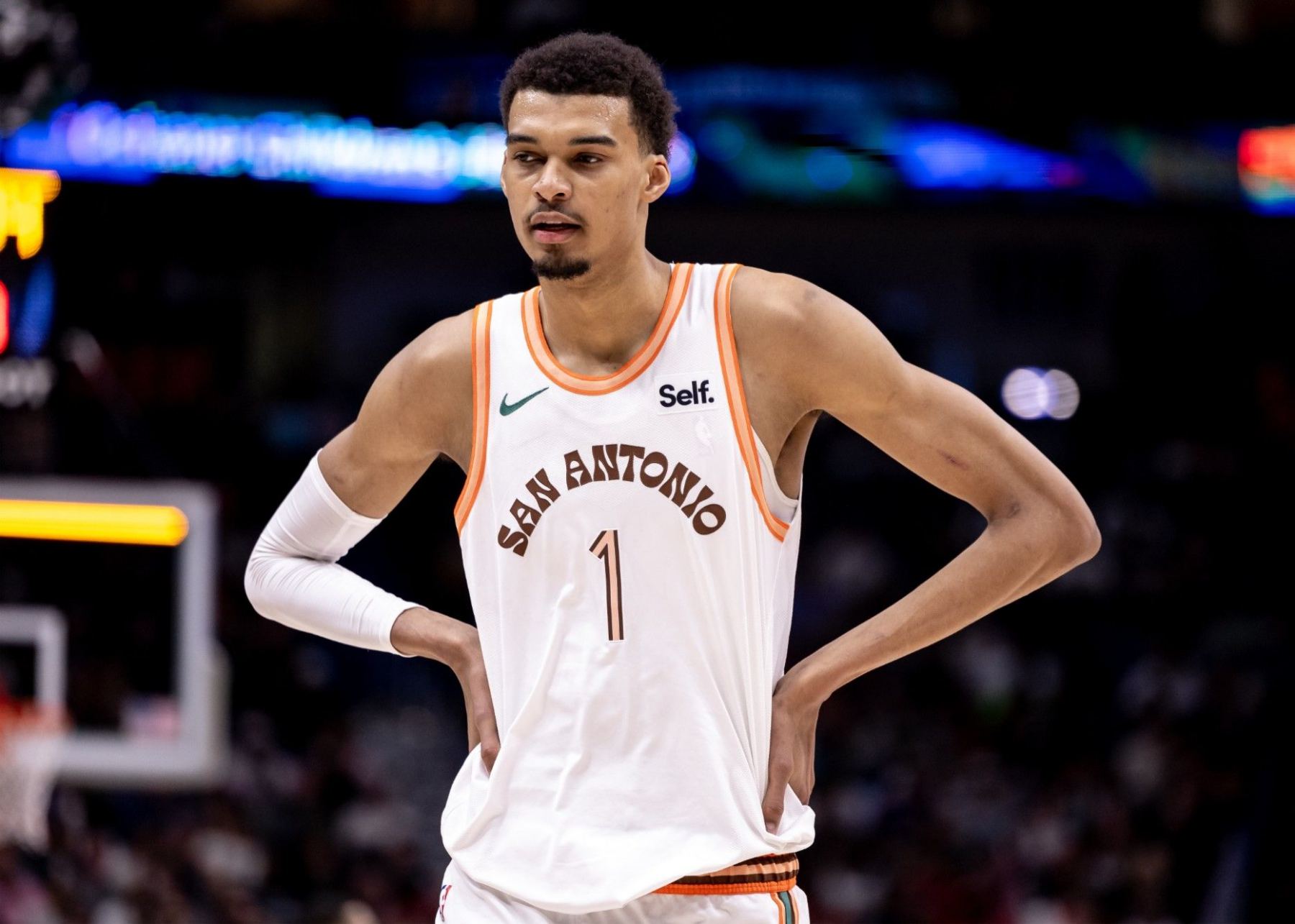 文班连续91场送出封盖，创下96年穆托姆博后的最长纪录