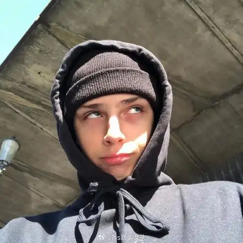 6686体育铁牌作者长青诗